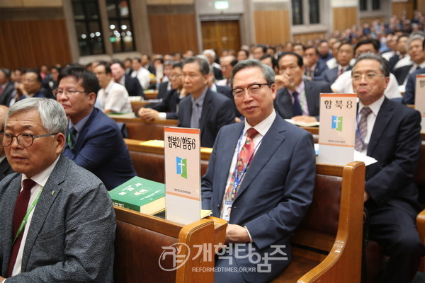 제104회 총회에 참석 중인 남서호 박사 모습