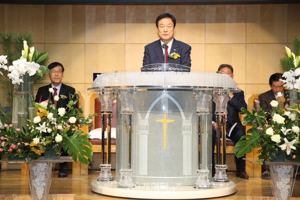 서울협, 신년감사예배, 총회총무 최우식 목사