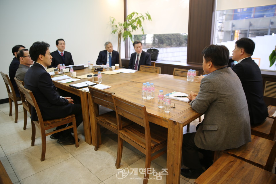 중부노회 조사처리 및 분립위원회, 산이리교회, 혜림교회, 새하남교회 참석 당사자들 의견 청취