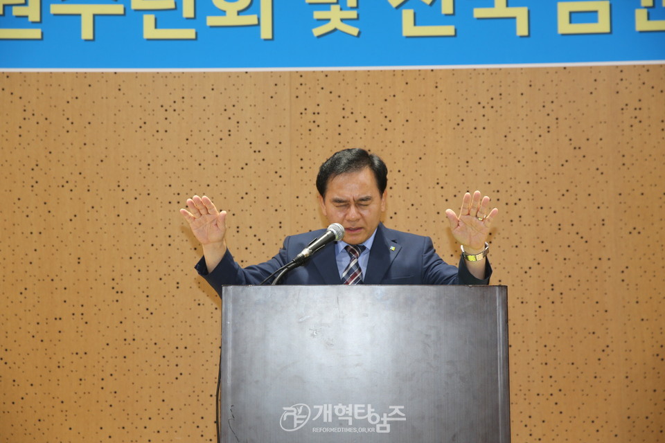 칠곡중앙교회 김동식 목사 모습