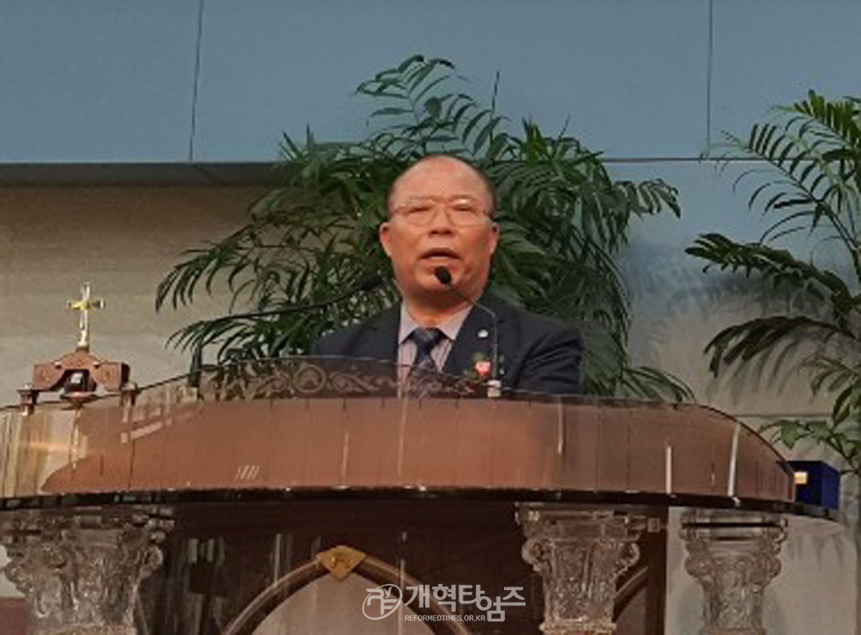 경북교직자협의회 제30회 정기총회, 설정수 목사 축사 모습