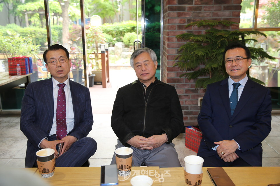 출판감사예배 모습