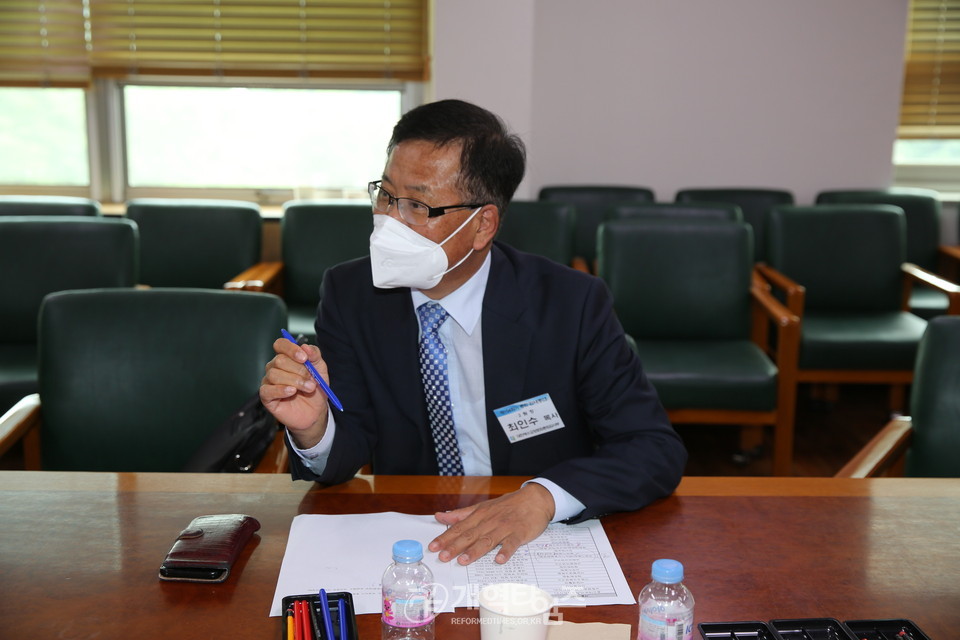 감사부, 최인수 목사 감사 모습