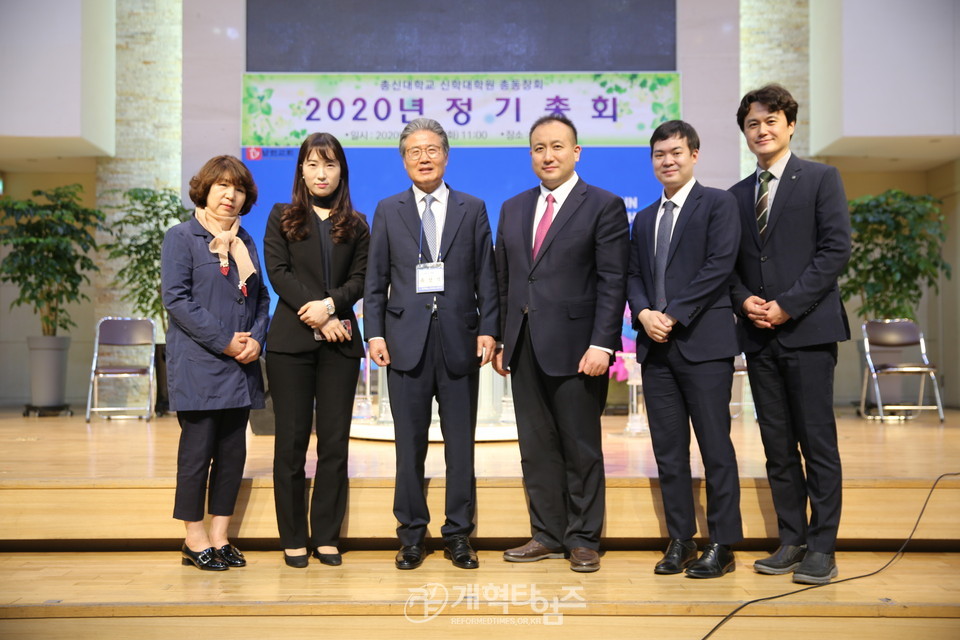 총신대 신대원 총동창회 「2020년 정기총회」 신임회장 옥성석 목사 모습