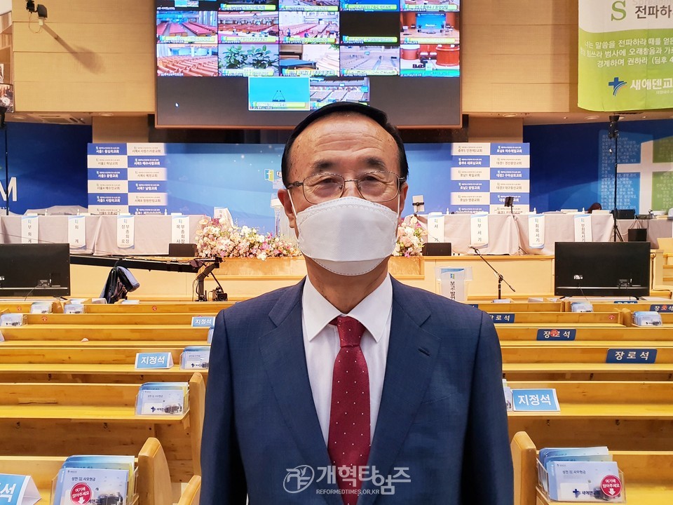 제105회 총회 정치부장 김재호 목사 모습