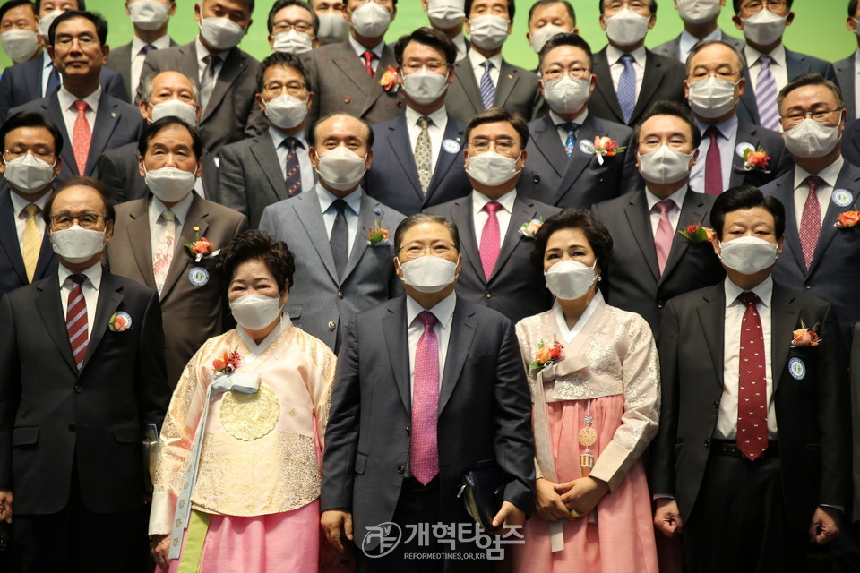총회장 소강석 목사 취임 감사예배 모습