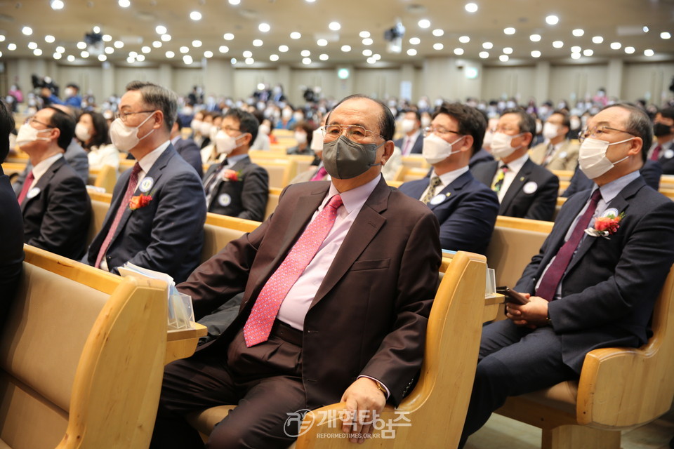 총회장 소강석 목사 취임 감사예배, 증경총회장 안명환 목사 모습