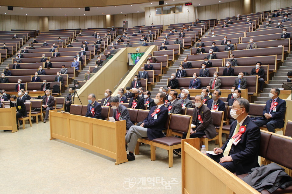 서울지구장로회연합회, 창립 50주년 기념 감사예배 모습