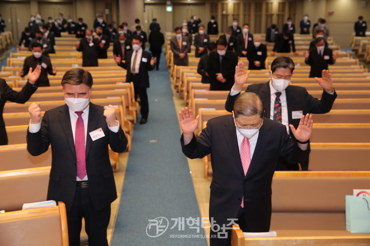 2021 PRAYER AGAIN!’ 설명회, 합심기도 모습