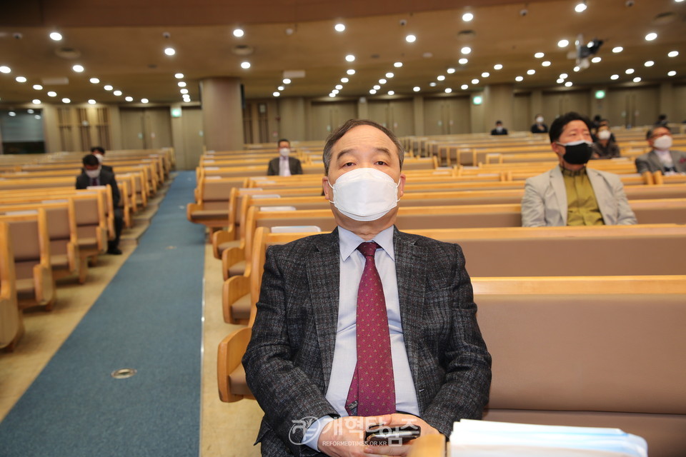 ‘2021 PRAYER AGAIN! 서울․경기․인천 노회장 연석회의’, 교회생태계위원장 이규섭 목사 모습