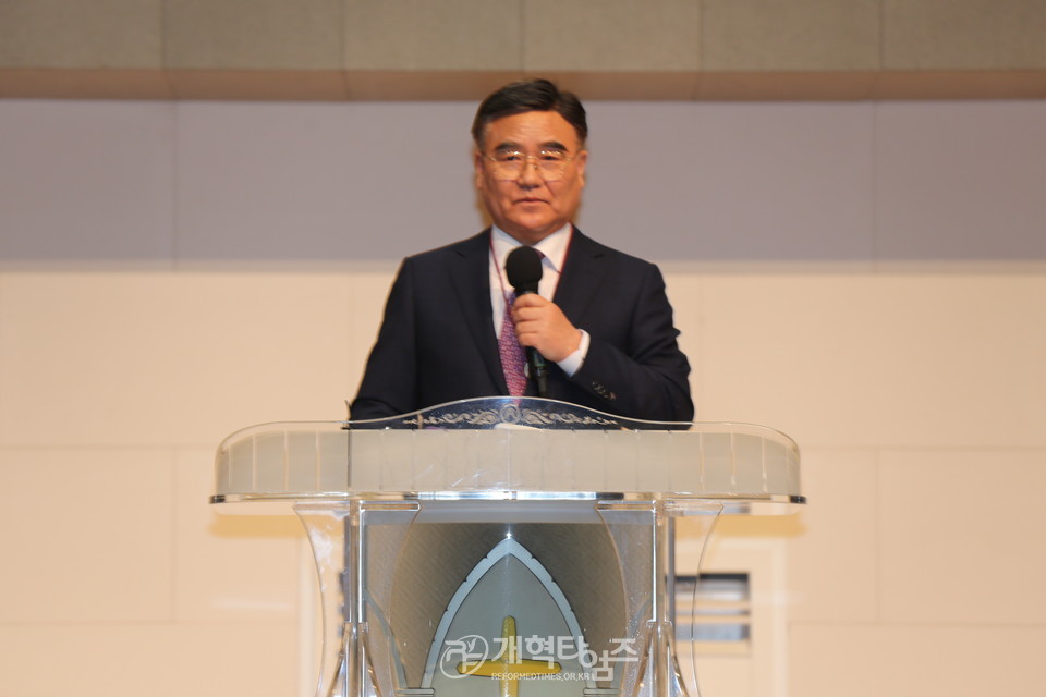 ‘2021 PRAYER AGAIN! 광주전남지역 연합기도집회’, 부총회장 배광식 목사 설교 모습