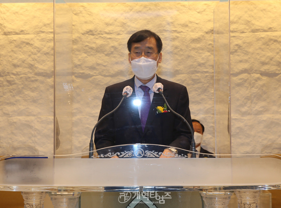 재경영남교직자협의회「제32회 정기총회」, 대표회장 권순웅 목사 모습