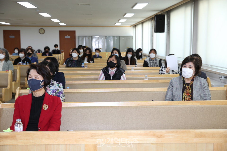 여성사역자 지위향상 및 사역개발위원 세미나 모습