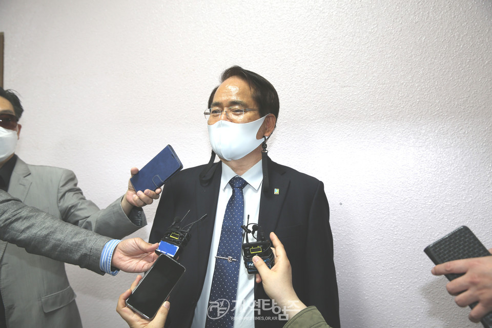 총신대재단이사회 김기철 이사장 모습