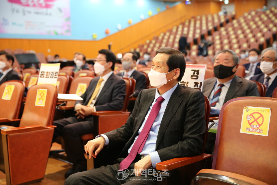 기하성 제70차 정기총회, 예장 합동 총회 총무 고영기 목사 모습