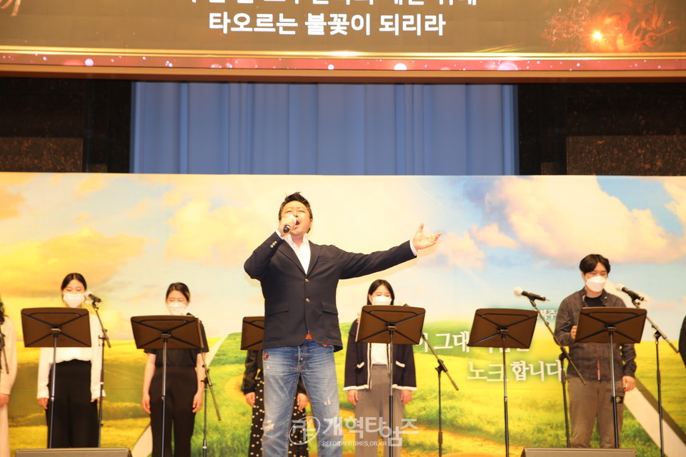 뮤지컬 『불의 연대기』 갈라콘서트 리허설 한예종 오동규 교수 모습