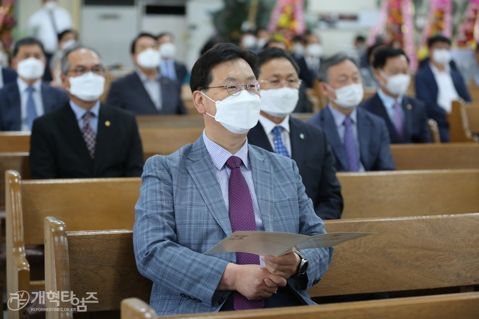 대구신학원, 임영식 장로 법인이사장 취임 감사예배 모습