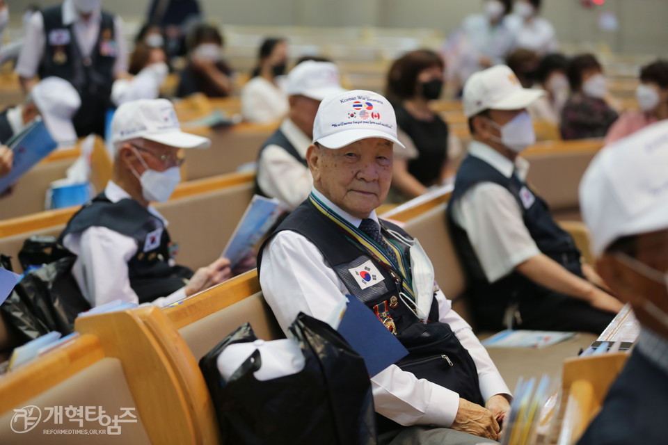 새에덴교회, '한국전 참전용사 On-Line 초청 보은 및 평화기원예배', 참전 용사 모습