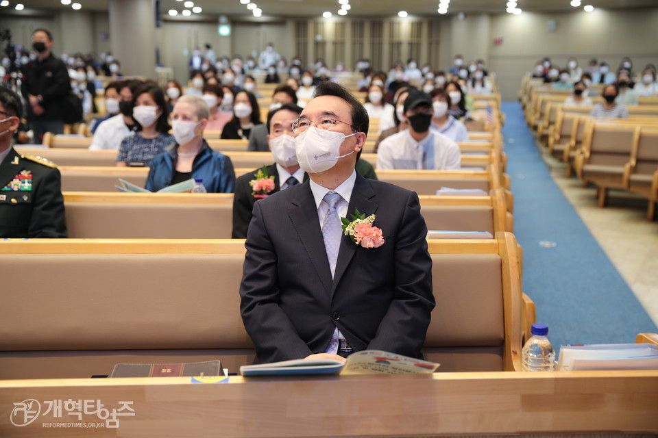 새에덴교회, '한국전 참전용사 On-Line 초청 보은 및 평화기원예배', 총회 서기 김한성 목사 모습