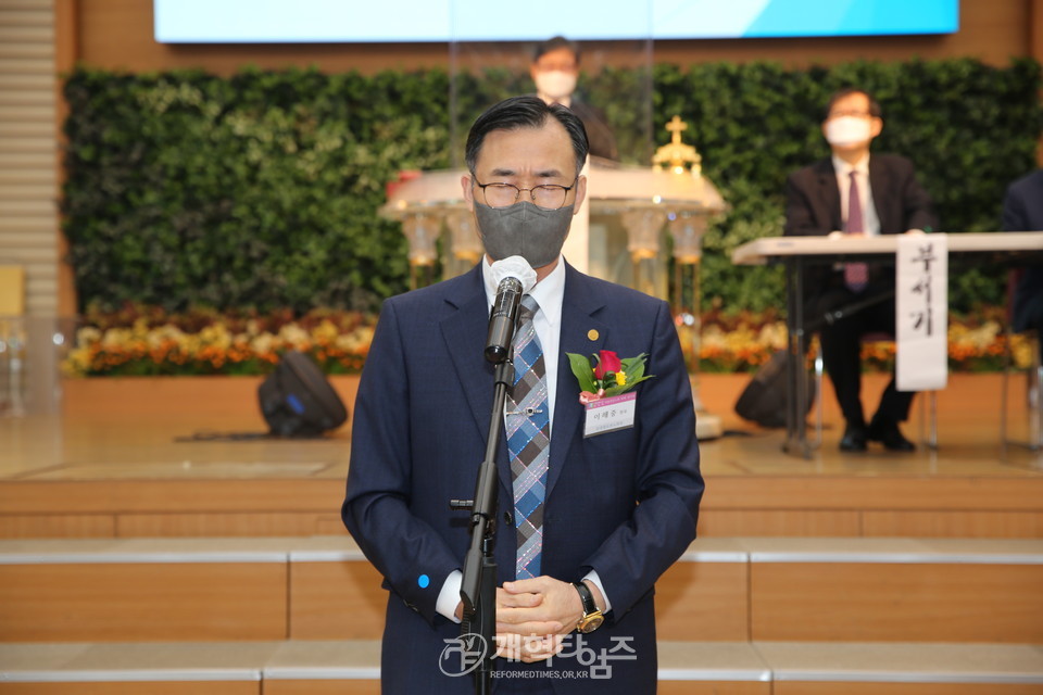 서울강남노회 ‘제92회 정기회’, 이해중 장로 모습