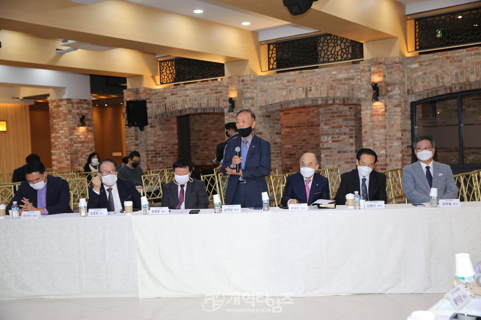 한교총, 한기총, 한교연, ‘한국교회 기관 통합을 위한 연석회의’, 소강석 목사 발언 모습