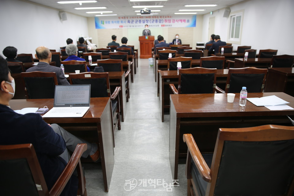 대령 최석환 목사, 육군군종병과장 취임감사예배 모습