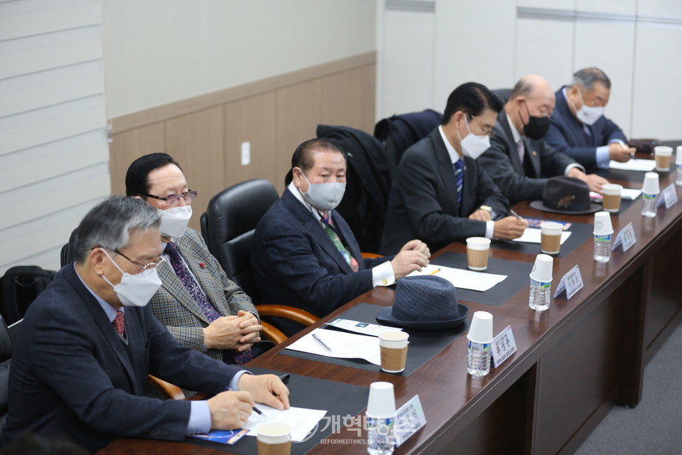 한교총, 한기총 기관통합 연석 간담회 모습