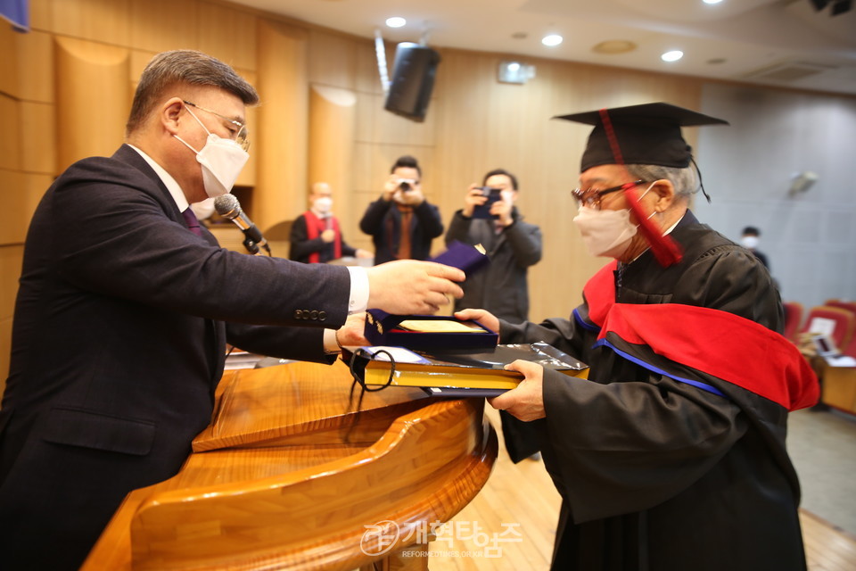 장로교육원 제1기 수강생 수료식 모습