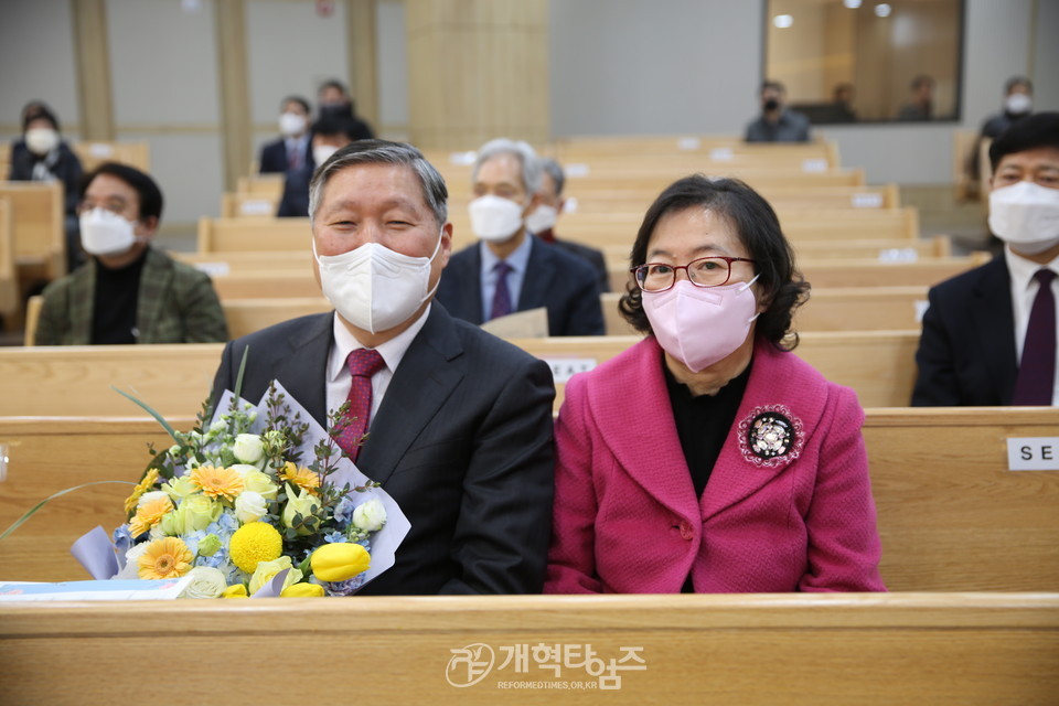 총신대 신대원 서창원 교수, 정년퇴임 감사예배 모습(혜린교회) 모습