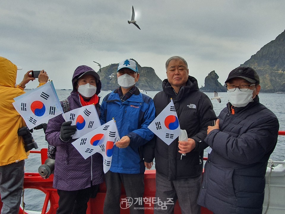 서울지구장로회연합회 임원세미나 및 은혜로운동행 독도기도회 모습