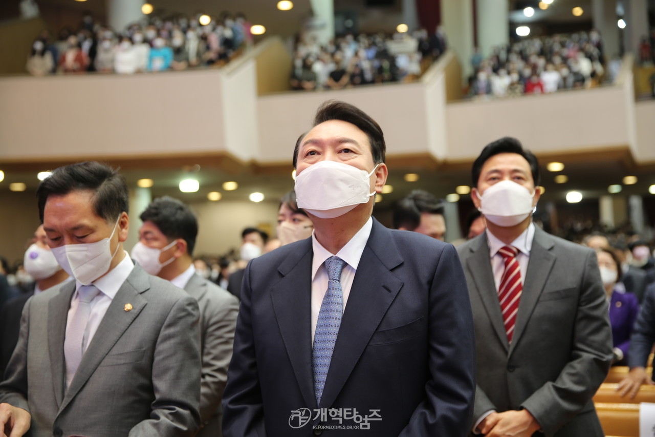 여의도순복음교회에서 열린 「2022 한국교회부활절연합예배」 모습