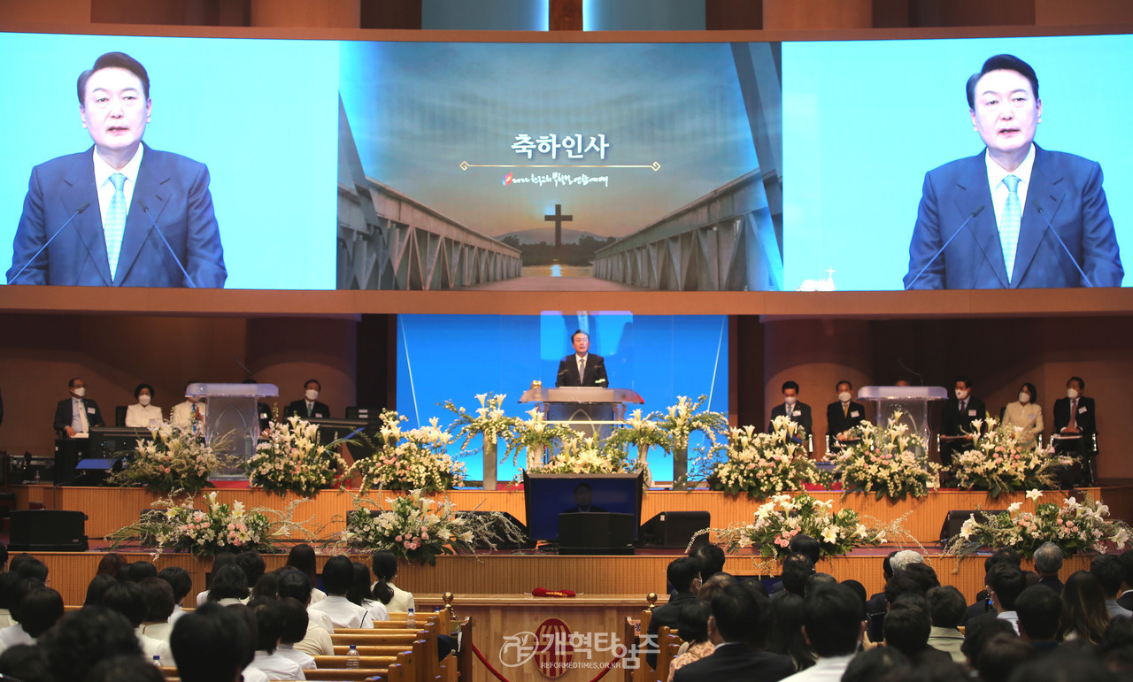 여의도순복음교회에서 열린 「2022 한국교회부활절연합예배」 모습