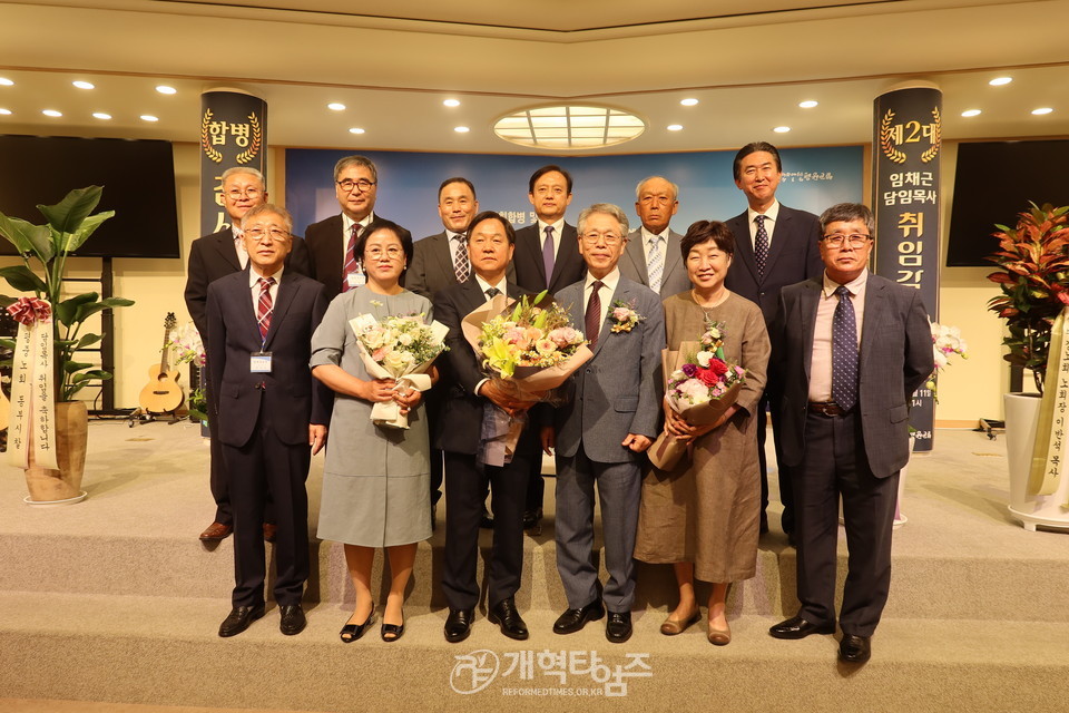 평원교회&예수제자교회,「교회합병 및 임채근 담임목사 취임 감사예식」 모습