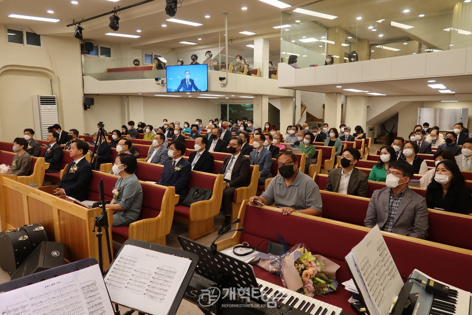 평원교회&예수제자교회,「교회합병 및 임채근 담임목사 취임 감사예식」 모습