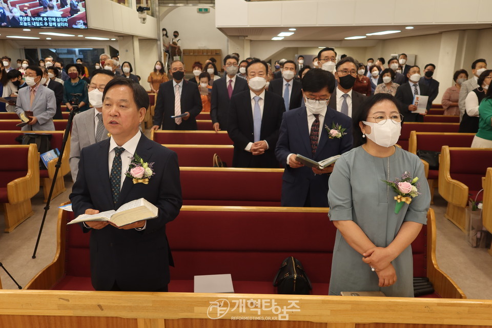 평원교회&예수제자교회,「교회합병 및 임채근 담임목사 취임 감사예식」 모습