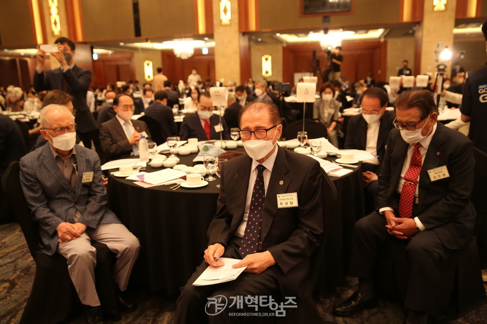 「서울특별시와 대한민국을 위한 서울시조찬기도회 창립예배」 모습