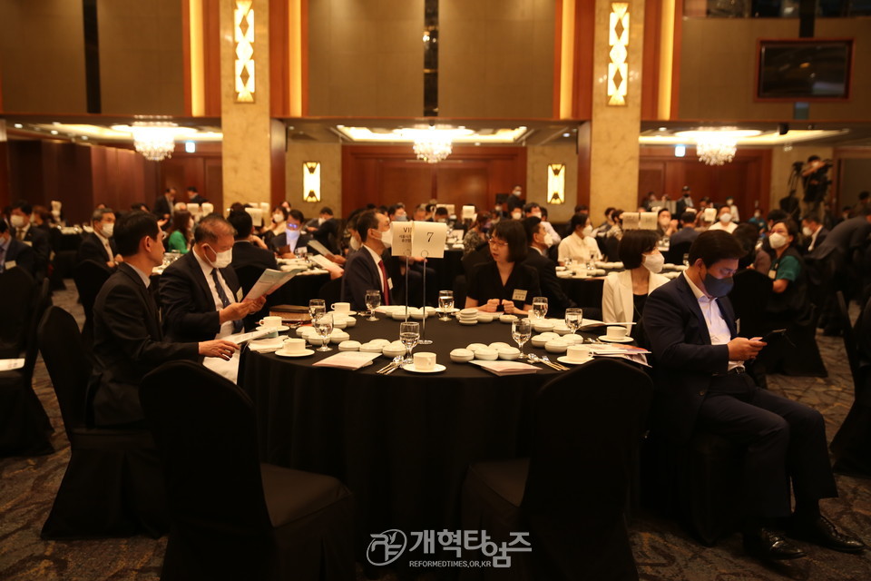 「서울특별시와 대한민국을 위한 서울시조찬기도회 창립예배」 모습