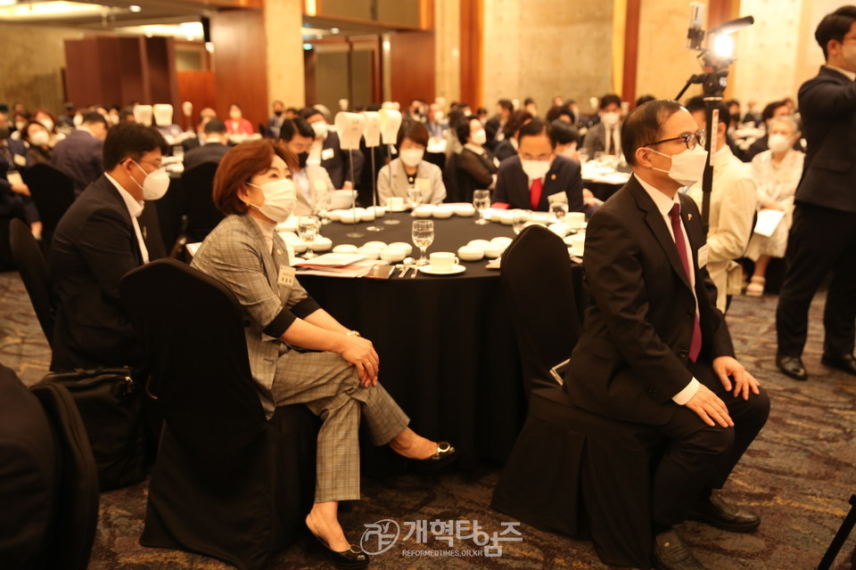 「서울특별시와 대한민국을 위한 서울시조찬기도회 창립예배」 모습