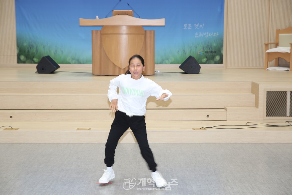 「제51회 수도노회주일학교 성경고사/암송/찬양/율동/워십대회」 모습