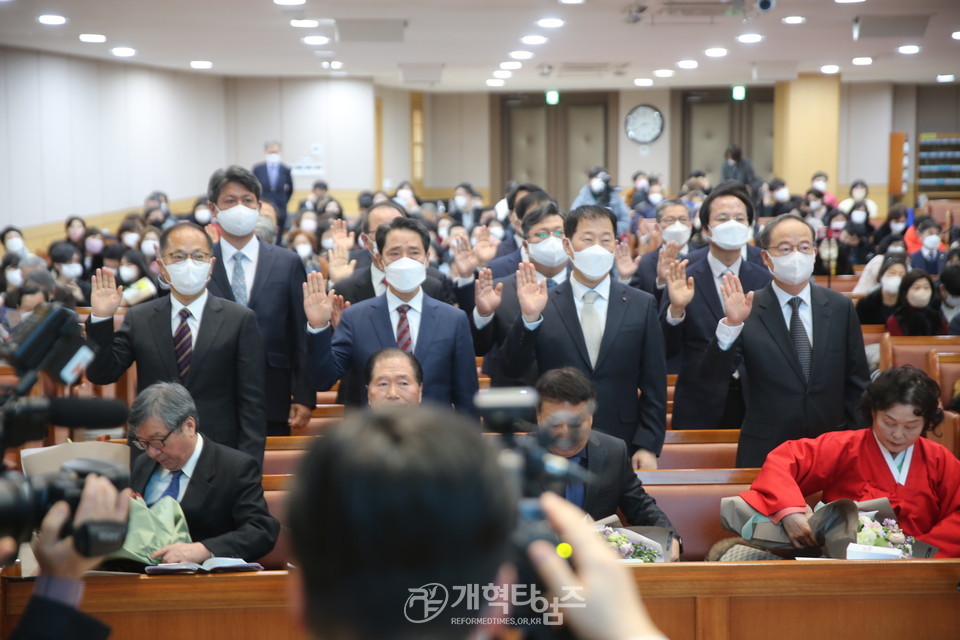 광현교회, 「은퇴 및 임직 감사예배」 모습