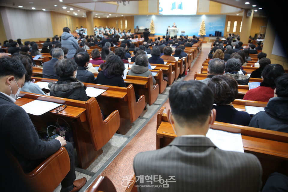 광현교회, 「은퇴 및 임직 감사예배」 모습