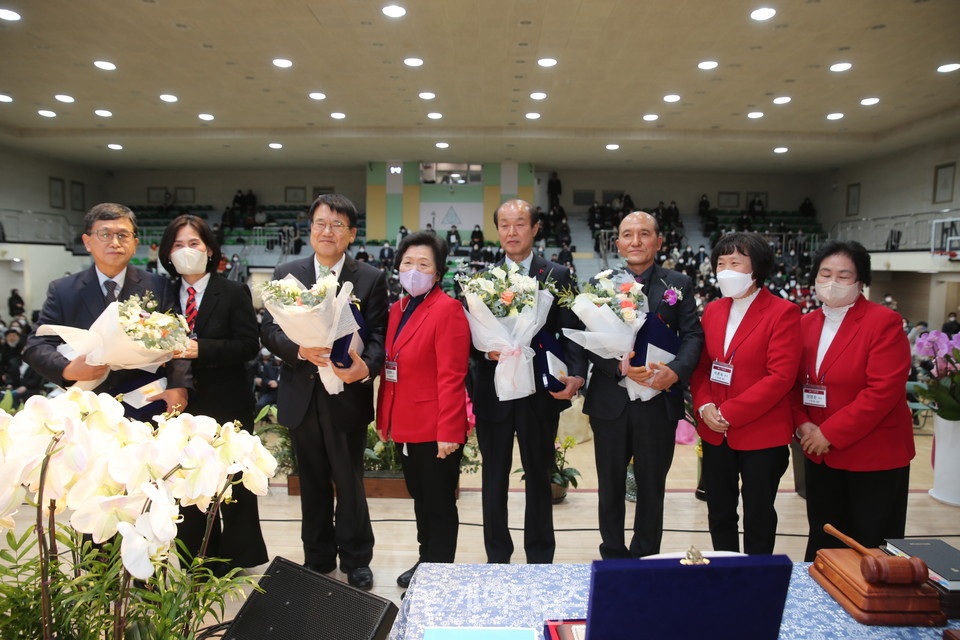 명문교회, 원로목사 추대ㆍ담임목사 위임ㆍ은퇴감사예배 모습