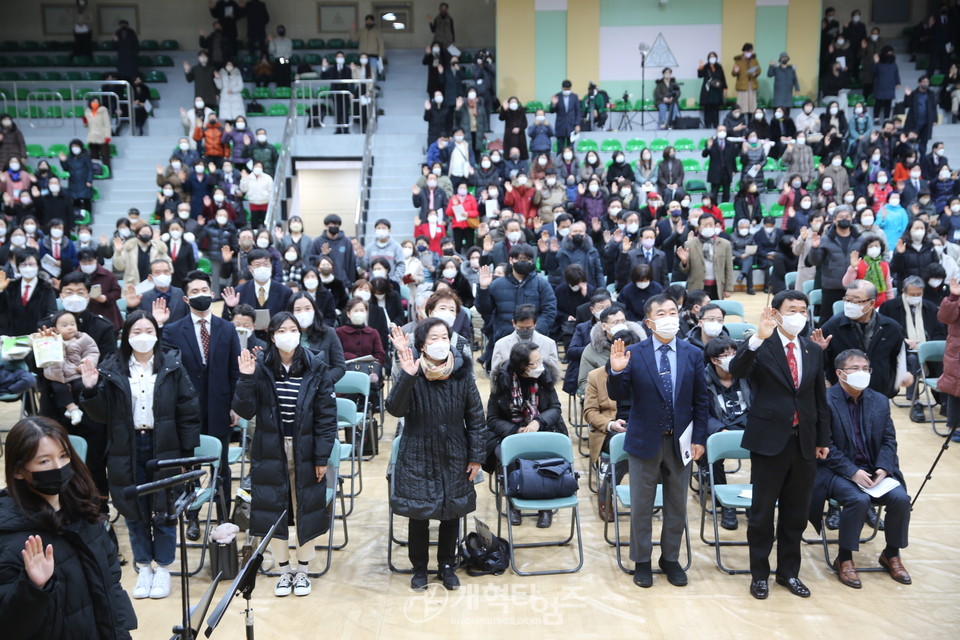 명문교회, 원로목사 추대ㆍ담임목사 위임ㆍ은퇴감사예배 모습