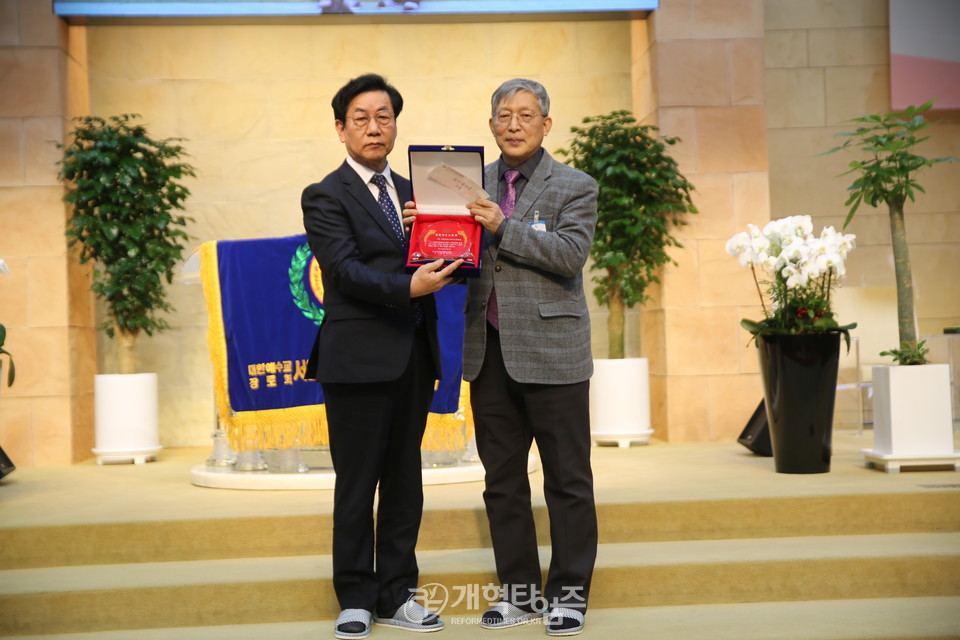 서울강남주교연합회, 전국성경고사대회 수상 감사예배 모습