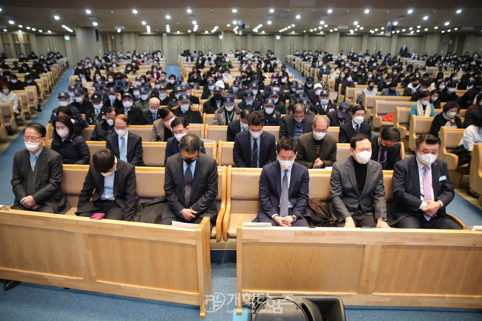 새에덴교회 한국전 국내 참전용사 초청 위로예배 모습