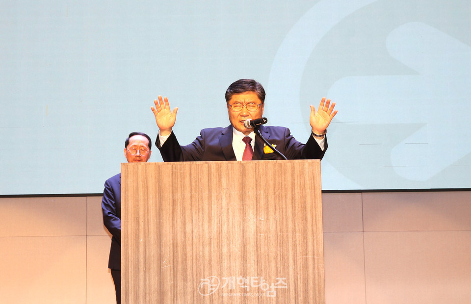 제9회기 서울지역남전도회, 제9회 회원부부수련회 모습