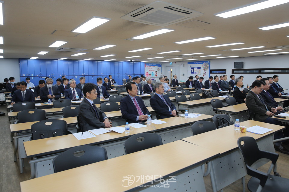 2023 교회자립개발원 서울권역 노회장 조찬 초청 모임 모습
