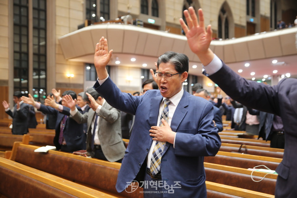 충현교회에서 열린 제60회 전국목사장로기도회 모습