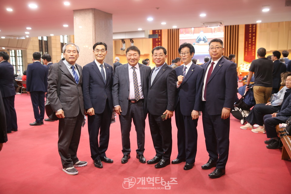 충현교회에서 열린 제60회 전국목사장로기도회 모습