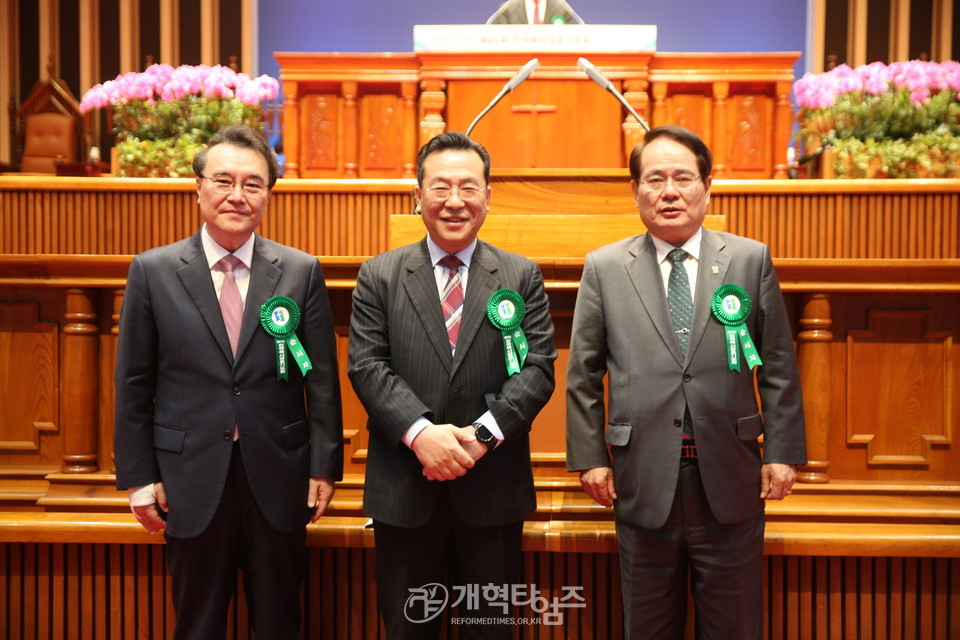 충현교회에서 열린 제60회 전국목사장로기도회 모습